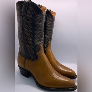 Justin Cowboy boots for women size 7 B NIB